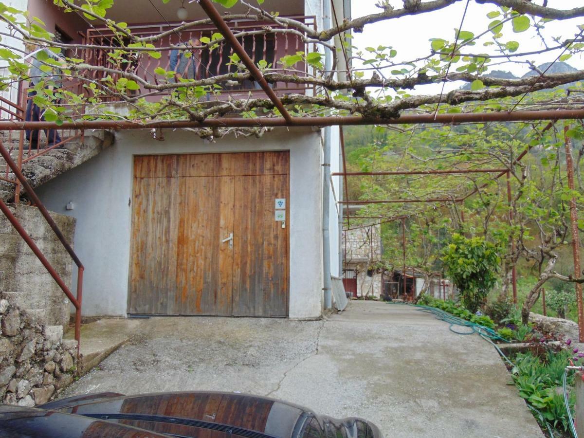 Studio And Winery Kalimut Virpazar Exterior photo