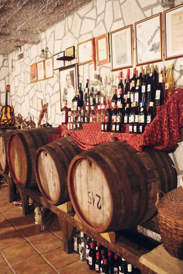 Studio And Winery Kalimut Virpazar Exterior photo